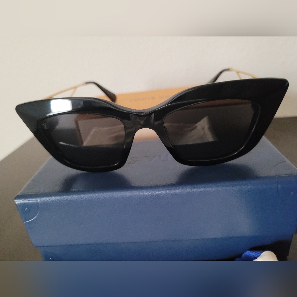 Louis Vuitton Arizona Dreams sunglasses - Picture 3 of 11